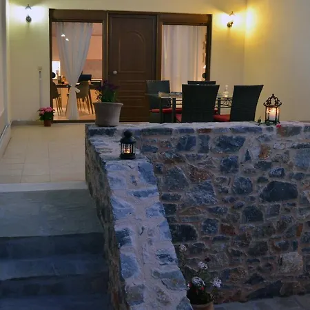 Modern With Lovely Terrace And Sea View خيرسونِسوس